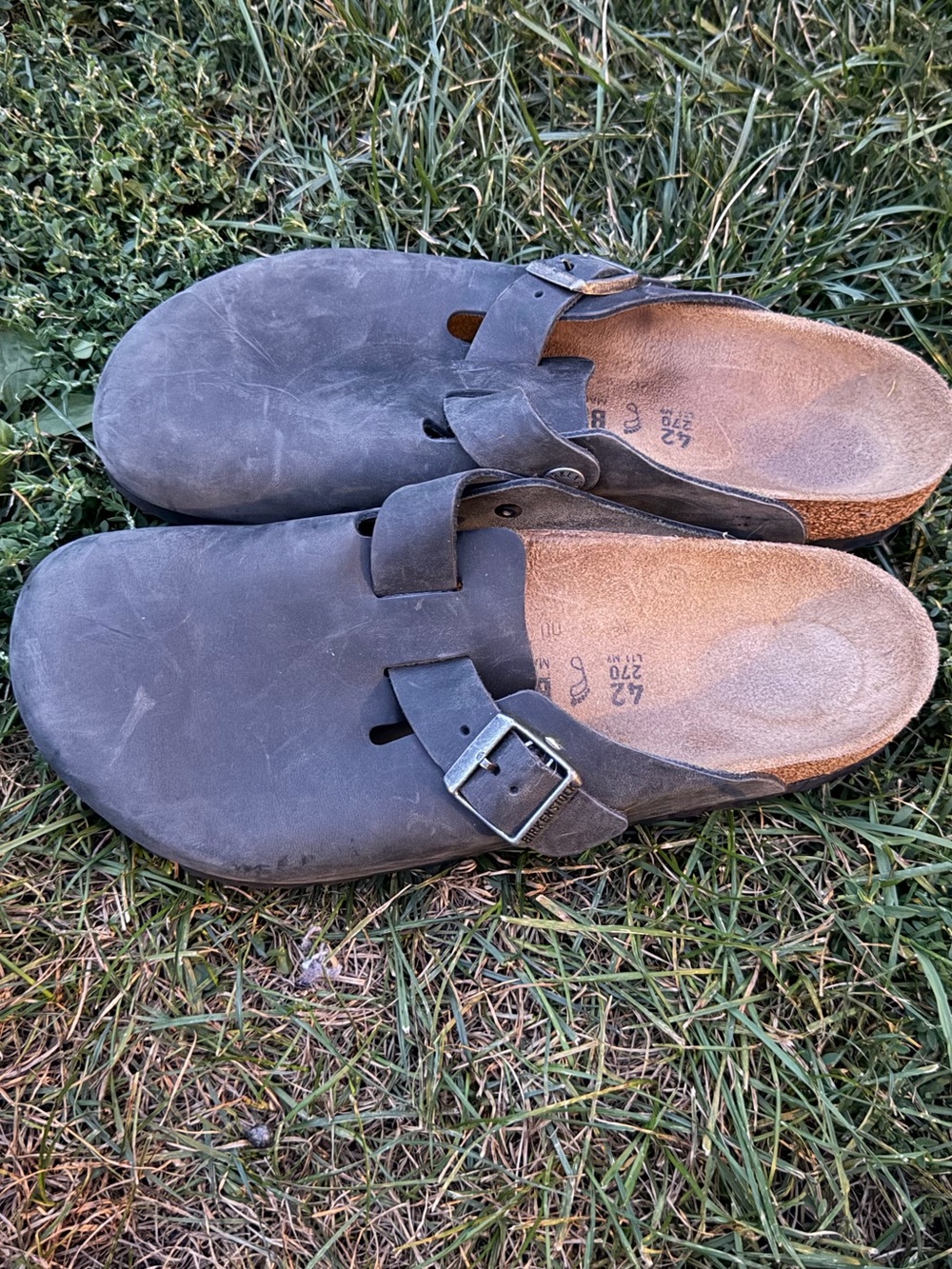Birkenstock Gray Suede Boston Clogs with Buckle Unixes L 11 M 9